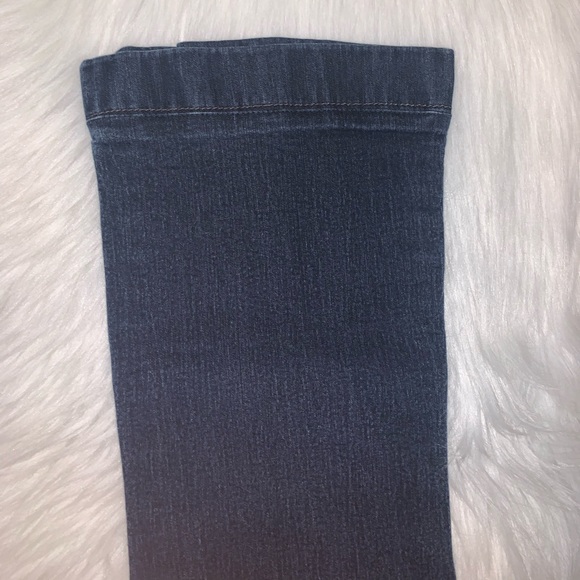 Denizen from Levi bootcut size 8 medium jeans D - Picture 4 of 6